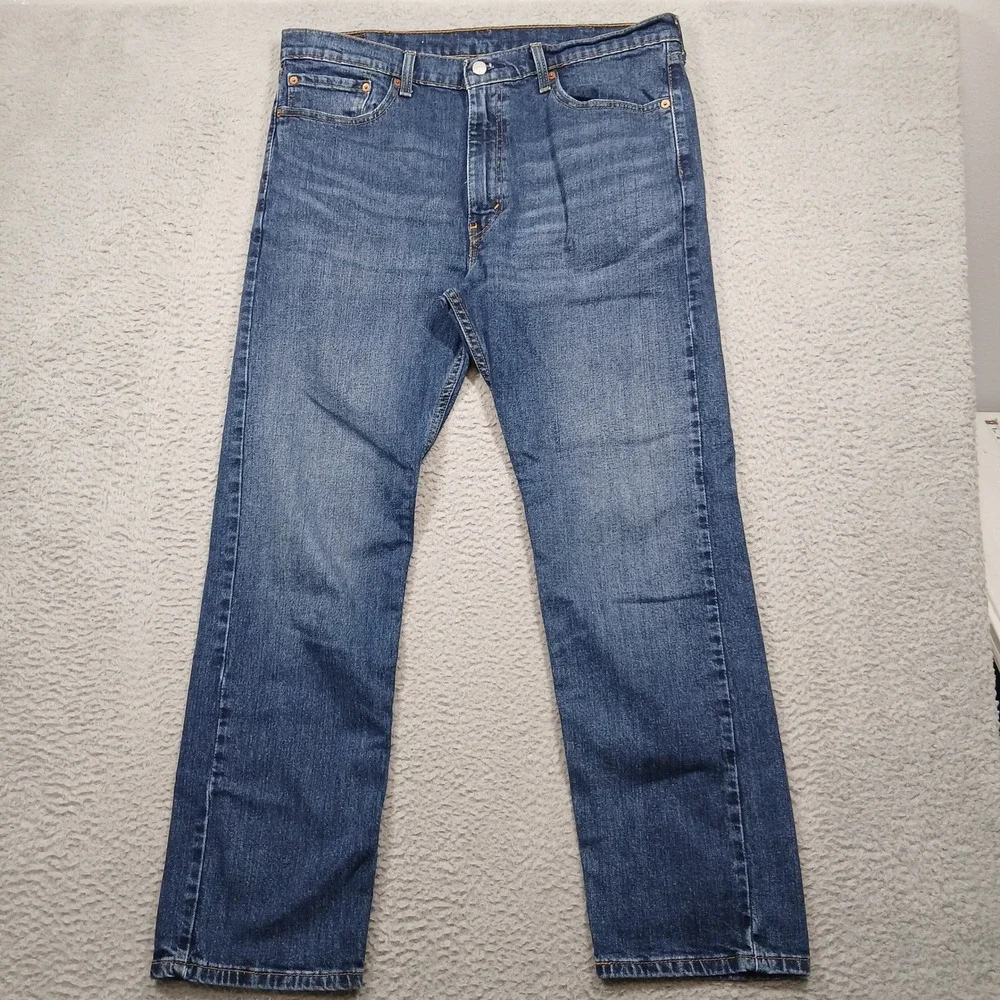 Levi's 505 Jeans Men's 38x32‎ Medium Wash Straight Leg Regular Fit Denim